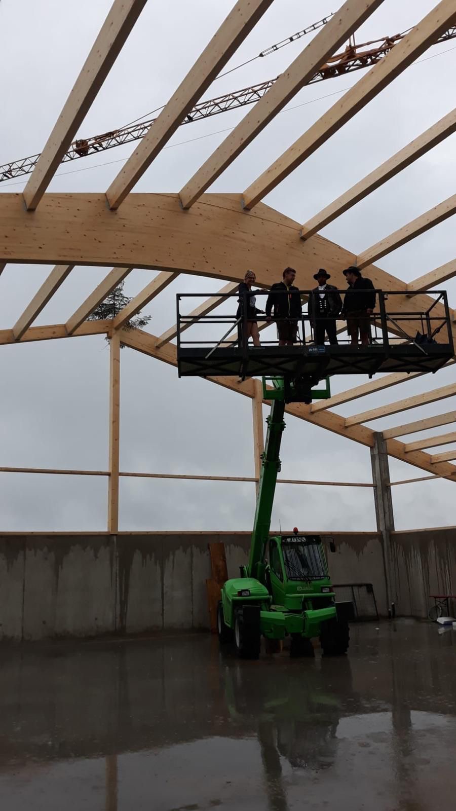 Landwirtschaftliche Halle Irgertsheim — Zimmerei Escherle